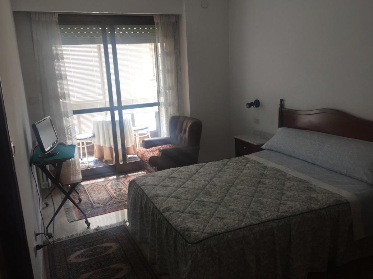 Residencia Universidad Ourense Luaran gambar