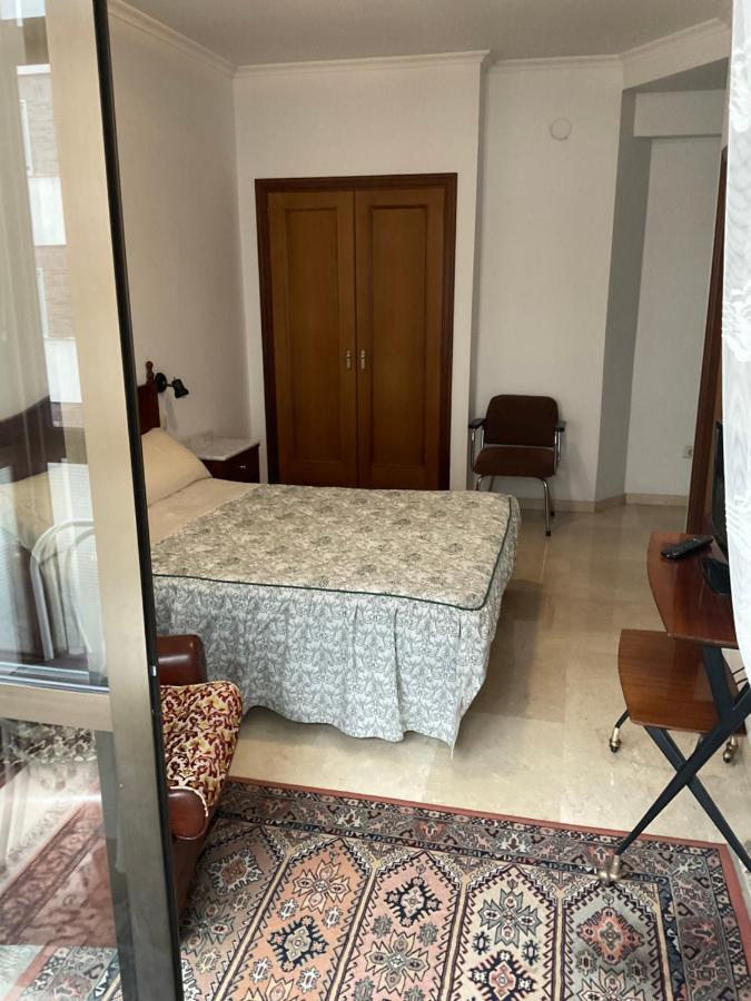 Residencia Universidad Ourense Luaran gambar