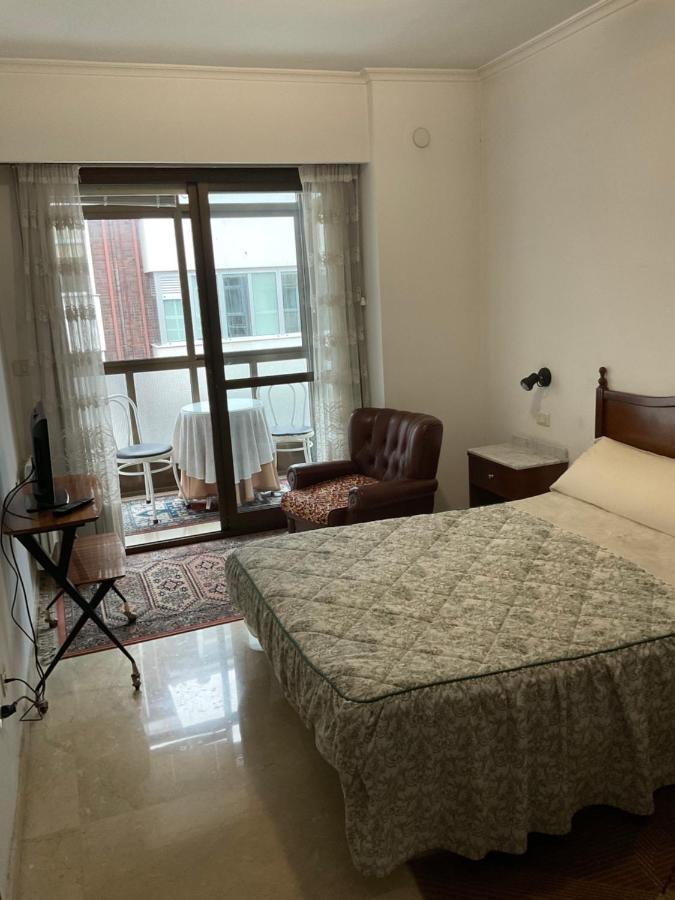 Residencia Universidad Ourense Luaran gambar