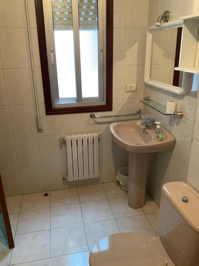 Residencia Universidad Ourense Luaran gambar